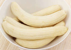 Бананы в миске