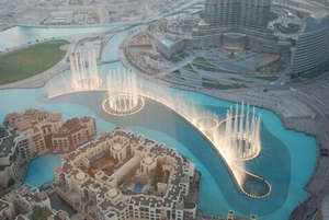 Музыкальный фонтан в Дубаи