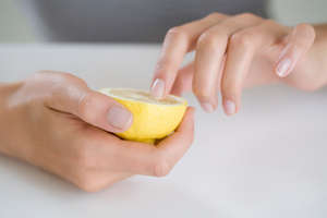 Лимон для ногтей