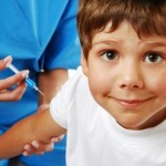 Делать детям прививки или нет: мнение специалиста