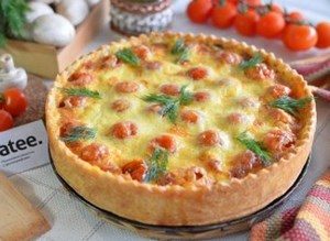 Пирог киш с сыром и помидорами