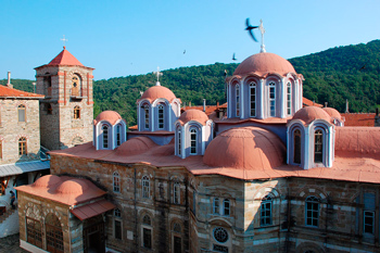 Старинные монастыри на горе Афон Греция
