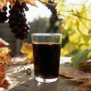 Сухое вино из черного винограда