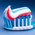 Учёные: зубная паста может нанести серьезный вред здоровью
