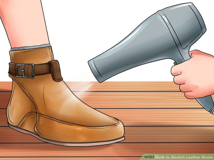 Шаг 1: нагревайте обувь с помощью фена