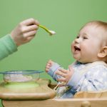 Искусственное вскармливание новорожденного и ребенка до года — подробное описание рациона и режима кормления