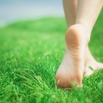 Панариций пальца ноги: лечить в домашних условиях или бежать к врачу? Принципы лечения панариция пальца ноги в домашних условиях