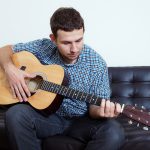 12 лучших советов для желающих научиться играть на гитаре самостоятельно!