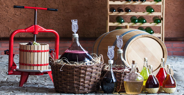 Для здоровья тела и духа: рецепты вина из винограда  в домашних условиях