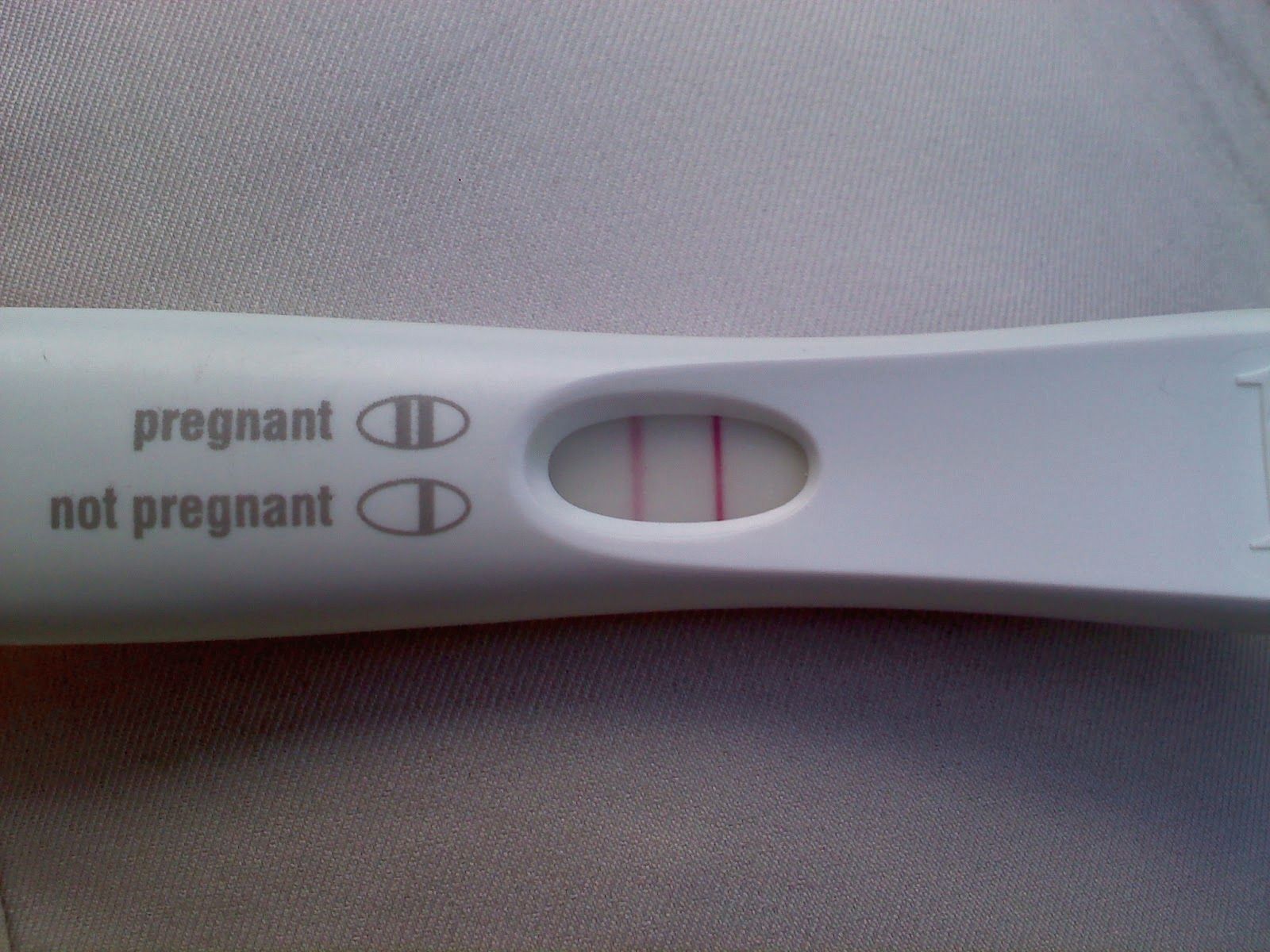 Тест на беременность фото 2 полоски реальные