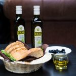 Оливковое масло для лица эликсир молодости? Польза, противопоказания, способы применения оливкового масла для кожи лица.
