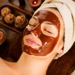 Шоколадная маска для лица и тела: питание, увлажнение и подтягивание кожи. Шоколадные маски для лица и тела с медом, овсянкой, сливками