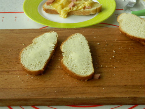Как приготовить горячие бутерброды в духовке с колбасой и сыром рецепт с пошаговыми фото