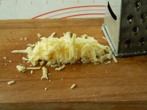 Как приготовить горячие бутерброды в духовке с колбасой и сыром рецепт с пошаговыми фото