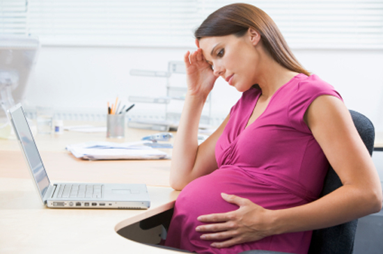 Причины появления головной боли при беременности и советы по лечению