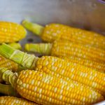 О пользе консервированной кукурузы и ее составе. Как правильно выбрать продукт и может ли принести вред консервированная кукуруза
