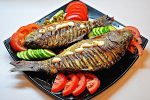 Как вкусно запечь рыбу в духовке с овощами – Как приготовить рыбу с овощами в духовке