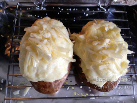 картофель фаршированный сыром в духовке