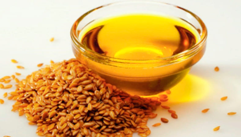 Льняное масло: полезные свойства и вред, как правильно принимать?