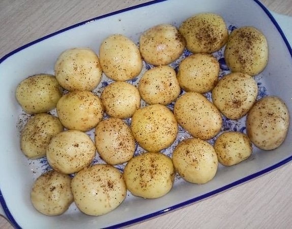 Картошка в форме для запекания