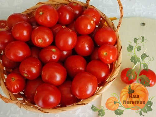 nakolotye-zubochistkoj-pomidory-cherri