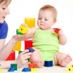 Ребёнок развивает языковые навыки ещё в утробе