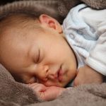 Совместный сон родителей с ребенком: за или против