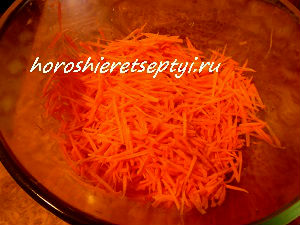 Сырая морковь сыр