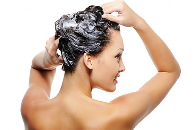 Домашний шампунь против выпадения волос избавит вас от этой проблемы
