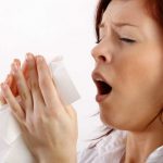 Влажный (мокрый) кашель у ребенка — определяем причину и чем его лечить