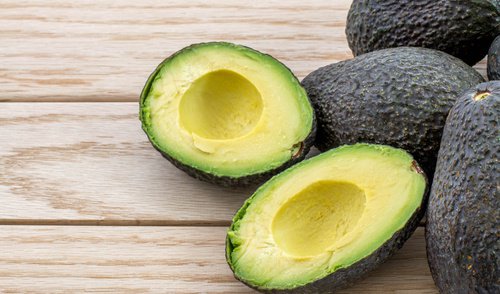 Зеленое авокадо для метаболизма