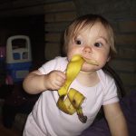 С какого возраста ребенку можно давать банан и банановое пюре? В каком виде и сколько бананов в день можно ребенку?