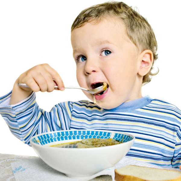 Желудок ребенка легче всего переваривает суп с мясом индейки