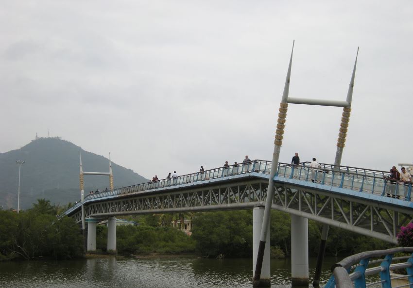 мост город Хайкоу