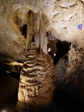 На территории Липской пещеры в Черногории