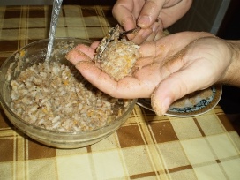 Котлеты из сардины с рисом