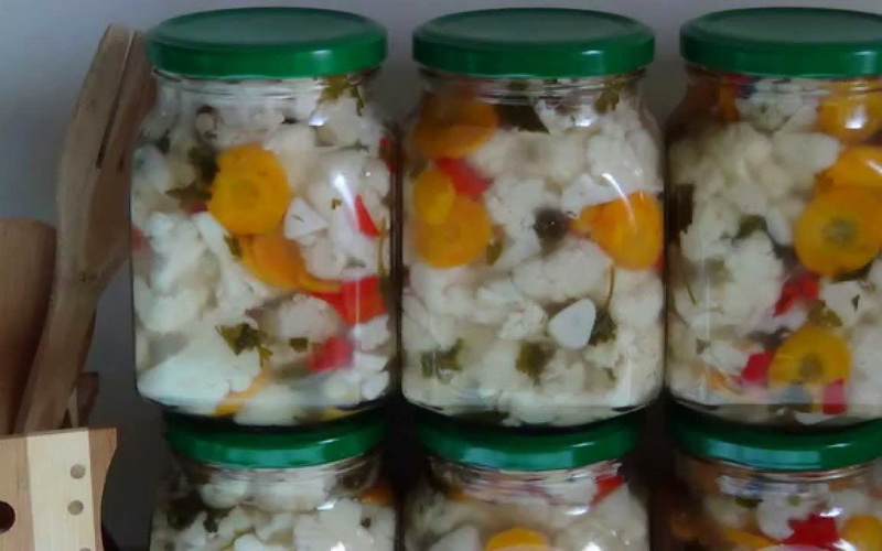Заготовки на зиму: как сделать консервированные салаты (с видео)