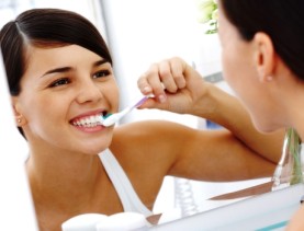 Как правильно чистить зубы содой, последствия отбеливания зубов содой