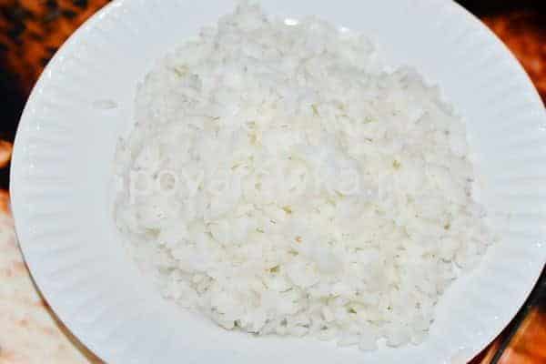 Вареные рис для крабового салата