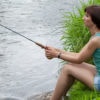 ловить рыбу женщине на удочку во сне