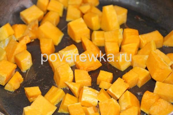 Овощное рагу с кабачками и картошкой на сковороде: рецепт с тыквой