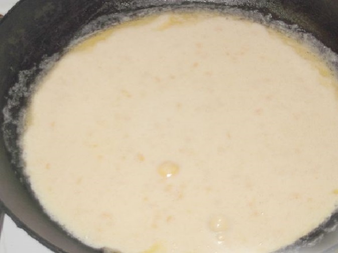 Омлет из яичного порошка на сковороде