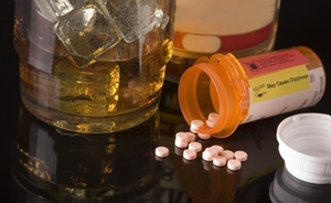 Алкоголь и антибиотики - причины запрета от врачей