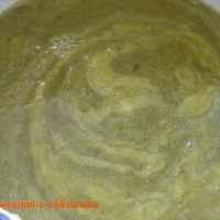 протертое пюре из зеленых слив ткемали для соуса