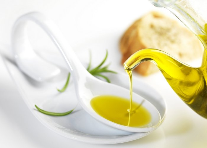 Оливковое масло в кухне 