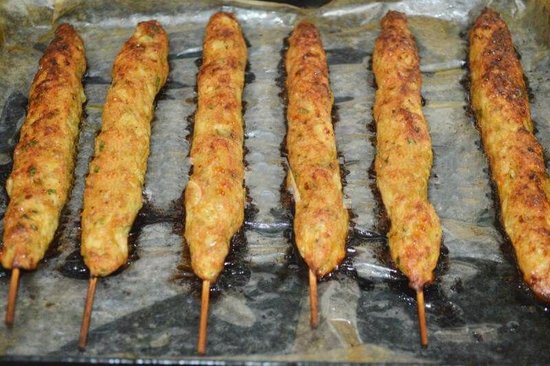 Рецепт люля-кебаба из курицы в духовке