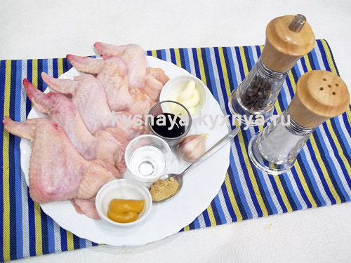 Хрустящие куриные крылышки в горчично-соевом соусе, ингредиенты