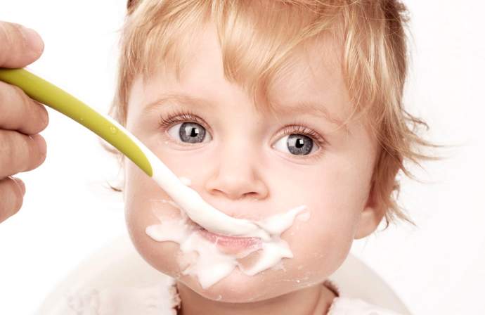 Польза и вред йогуртов для ребенка