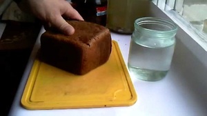 Описание способа очищения спирта ржаным хлебом