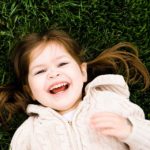 Ученые подтвердили, смех — лучшее средство от болезней